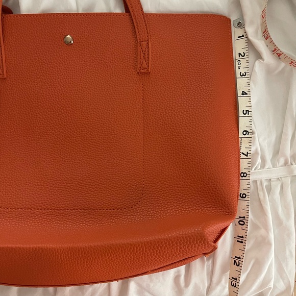 Pair of Orange and Gray/Blue Vegan Leather Tote Bags with Tassel - Picture 6 of 12